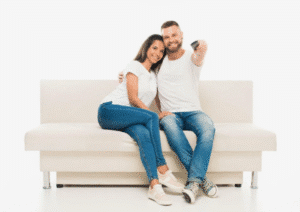 د. طلعت حكيم يشاركك أفضل 6 طرق تعزيز التواصل بين الزوجين لعلاقة أكثر دفئًا 2 طرق تعزيز التواصل بين الزوجين