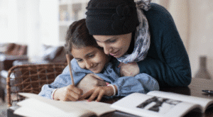 أفضل 10 تقنيات الدعم النفسي الاجتماعي لإحداث تأثير قوي – دليل شامل من د. طلعت حكيم 3 تقنيات الدعم النفسي الاجتماعي