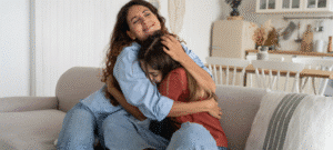 جلسة دعم نفسي للمراهقين: أسرع طريقة لفهم ابنك والتواصل معه بدون صدامات 3 جلسة دعم نفسي للمراهقين